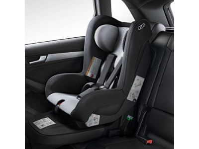 Автомобильное детское кресло Audi Isofix child seat, titanium grey/black, артикул 4L0019903AEUR